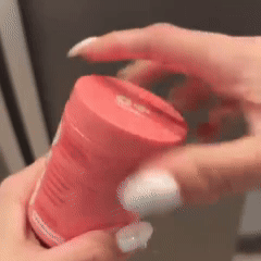 FloraBalance™ 🌸 – Equilibra y protege tu zona íntima de manera natural.